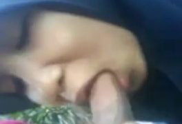 Gadis Gamer Berhijab Ini Pilih Main Solo Player